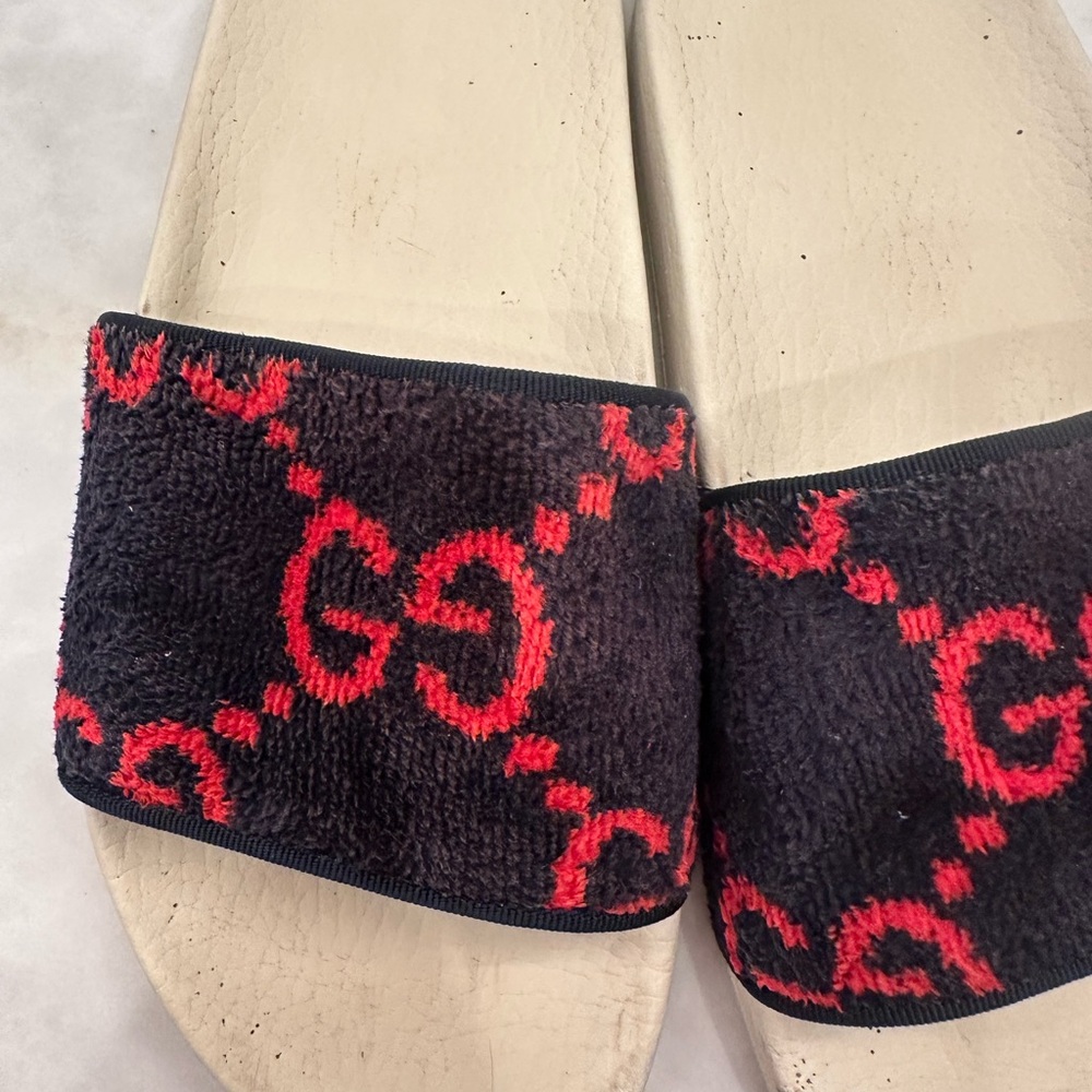 Gucci Black and Red Logo Slides